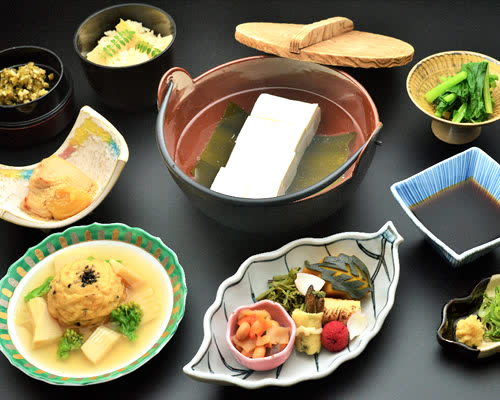 Boiled tofu Kaiseki